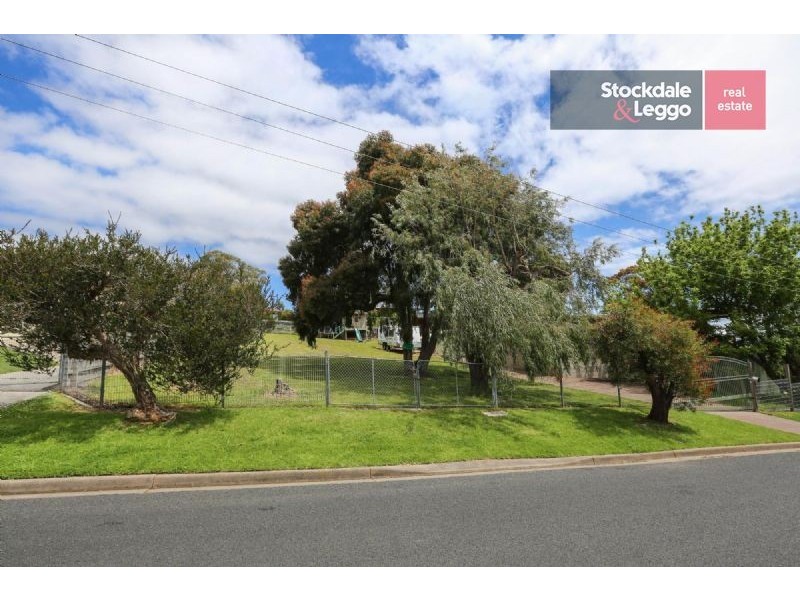 16 Manna Street, Dromana VIC 3936