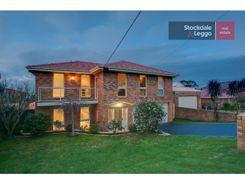 10 Beverley Street, Dromana VIC 3936