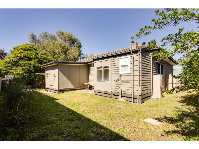 46 Florence Avenue, Rosebud West VIC 3940