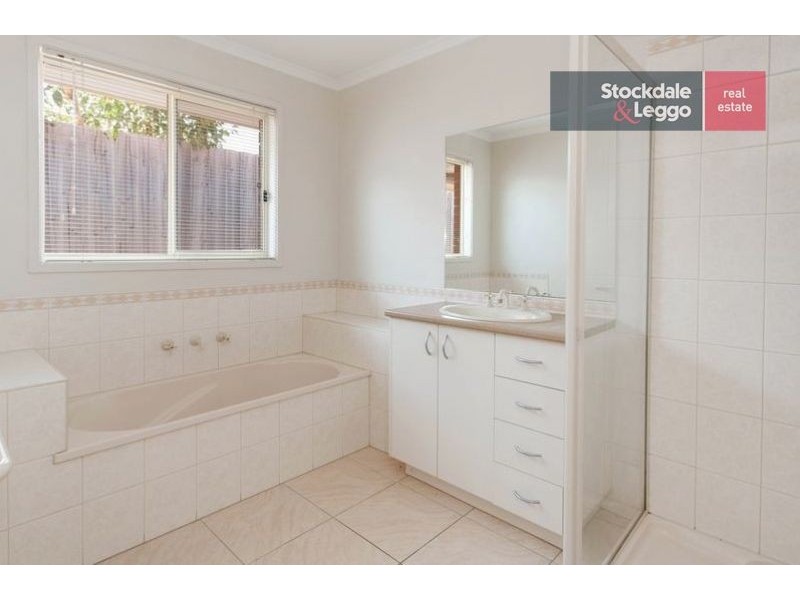 10 Lovely Meadows Court, Rosebud VIC 3939