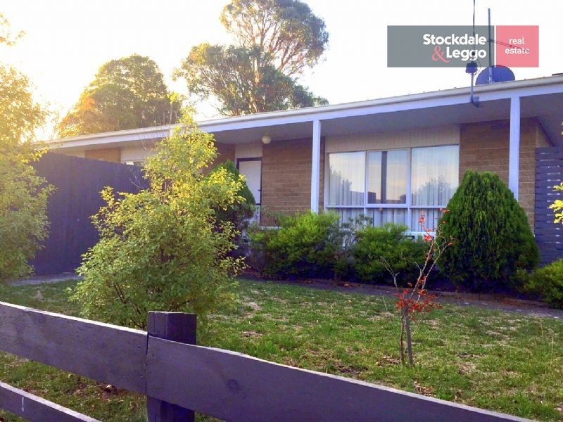 4 Besgrove Street, Rosebud VIC 3939