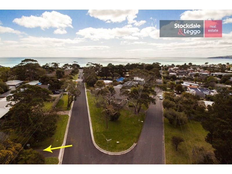 18 Foote Street, Dromana VIC 3936
