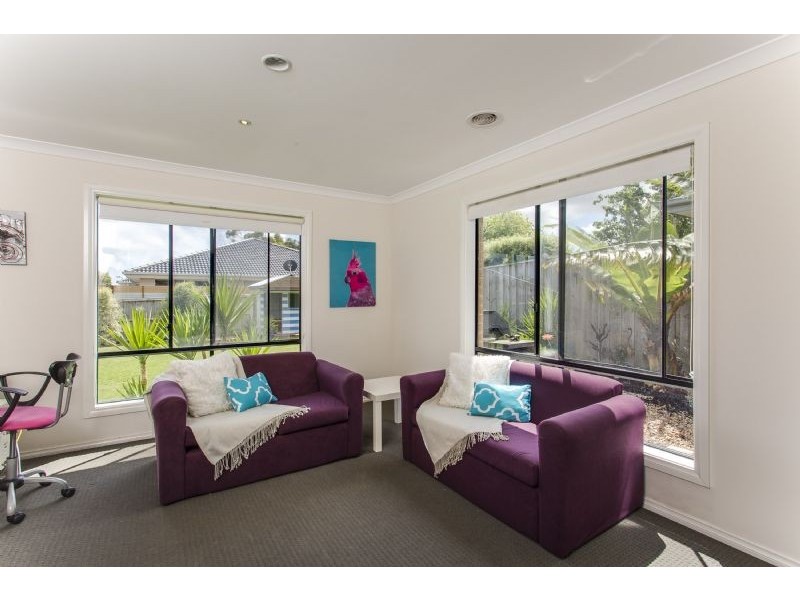 81 Bayview Avenue, Rosebud VIC 3939