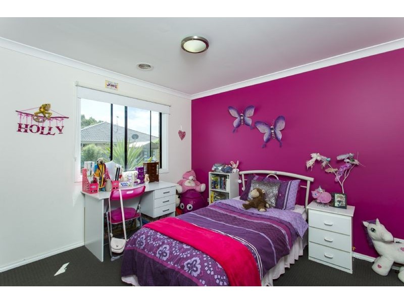 81 Bayview Avenue, Rosebud VIC 3939