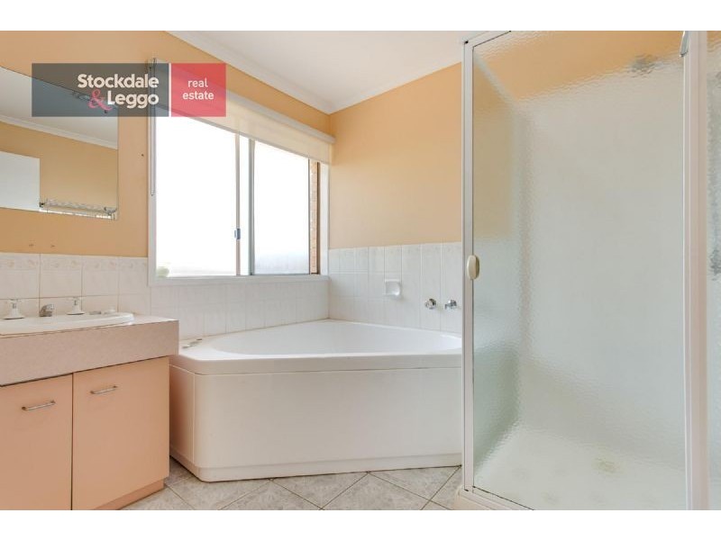 36 Howqua Drive, Rosebud West VIC 3940