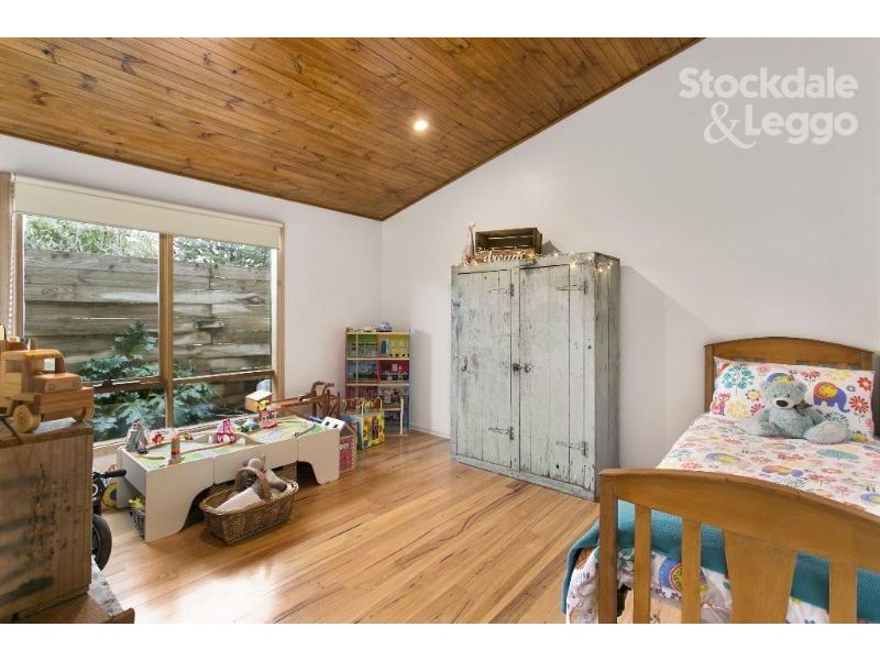 40 Bayview Avenue, Rosebud VIC 3939