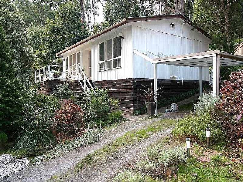 6 Victor Road, Clematis VIC 3782