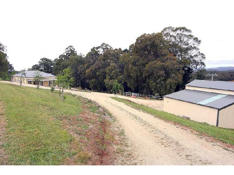 16 Quinn Road, Gembrook VIC 3783