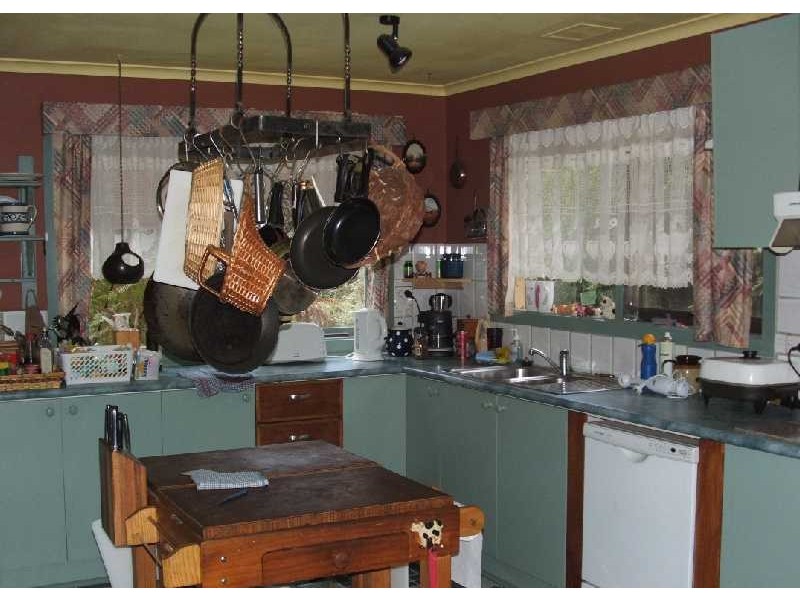 20 Jeanne Street, Cockatoo VIC 3781