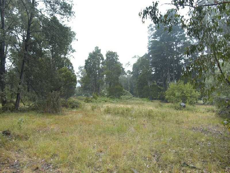 23 Naughton Road, Cockatoo VIC 3781
