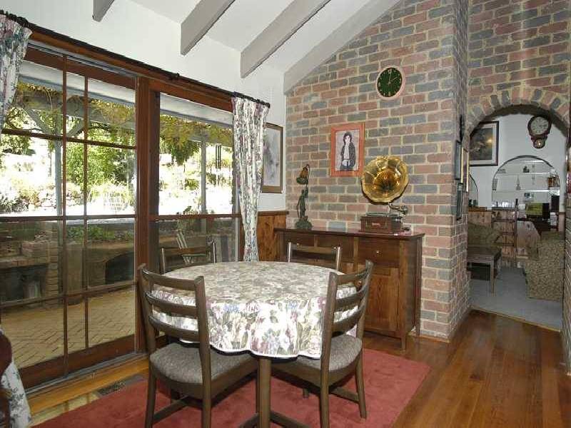 112 Emerald Monbulk Road, Emerald VIC 3782