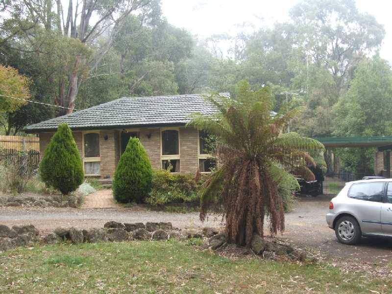 3 Fairway Road, Avonsleigh VIC 3782