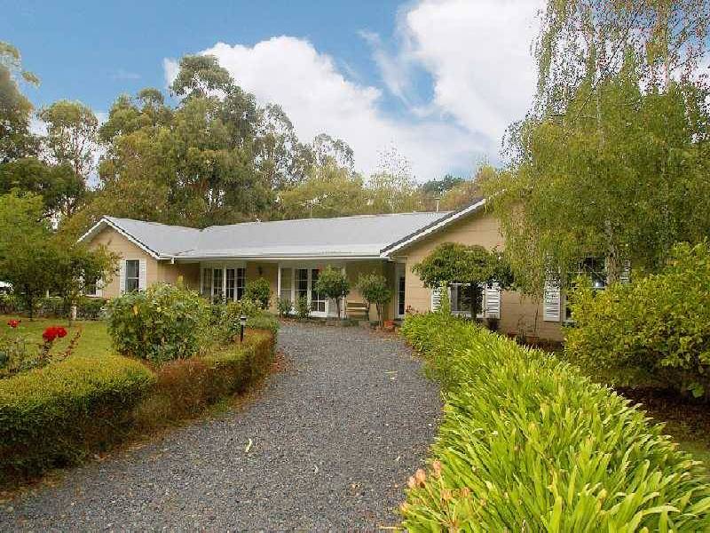 224 Harkaway Road, Harkaway VIC 3806