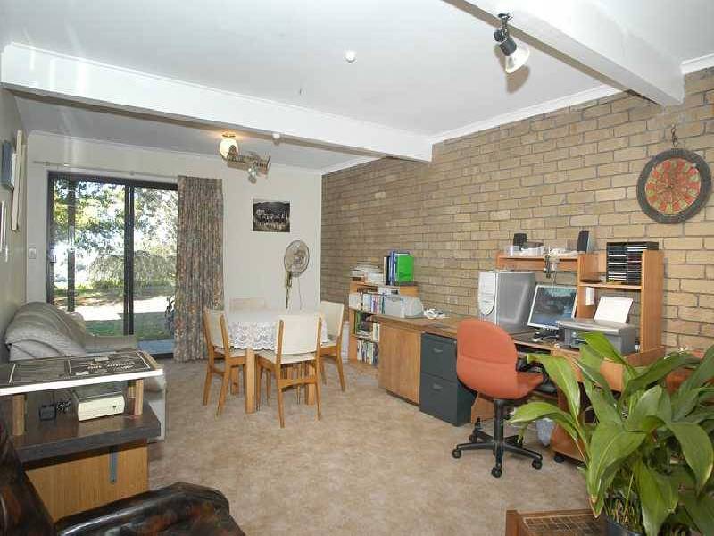 15 Glenard Court, Gembrook VIC 3783
