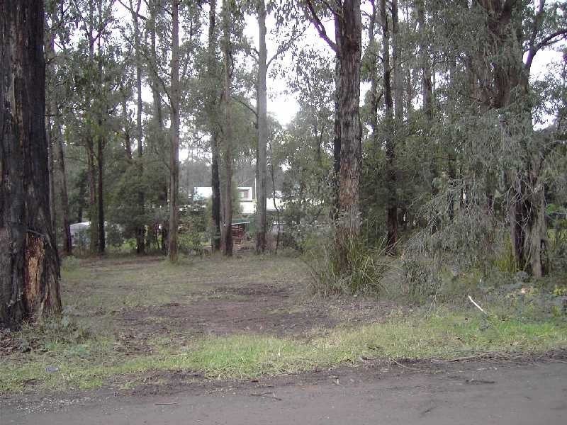 69 First Avenue, Cockatoo VIC 3781