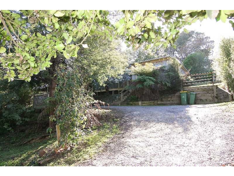 21 Emerald Lake Road, Emerald VIC 3782