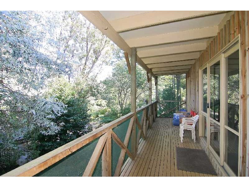 21 Emerald Lake Road, Emerald VIC 3782