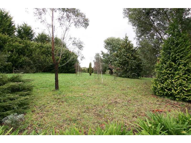 55 Taylor Road, Mount Burnett VIC 3781