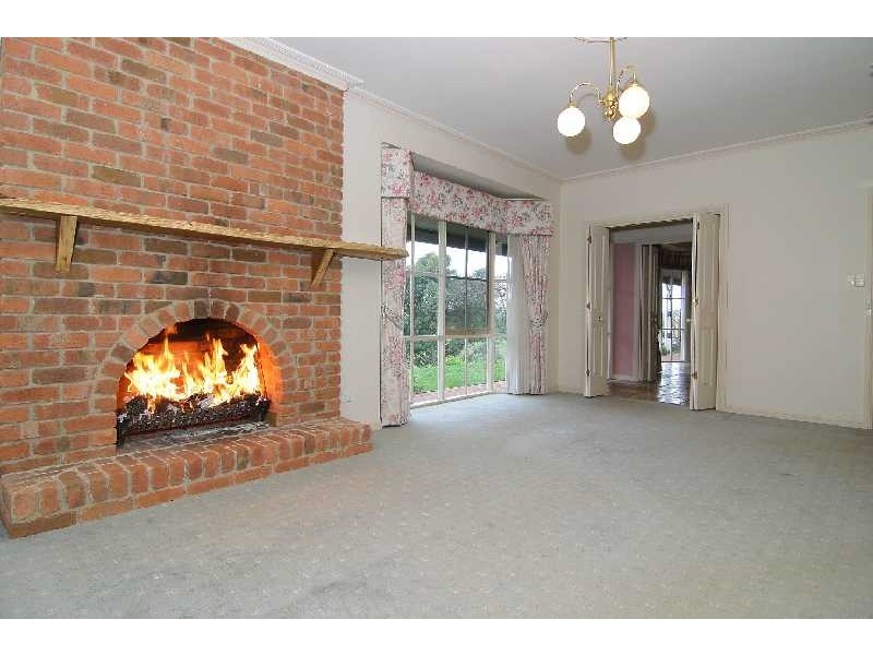 55 Taylor Road, Mount Burnett VIC 3781