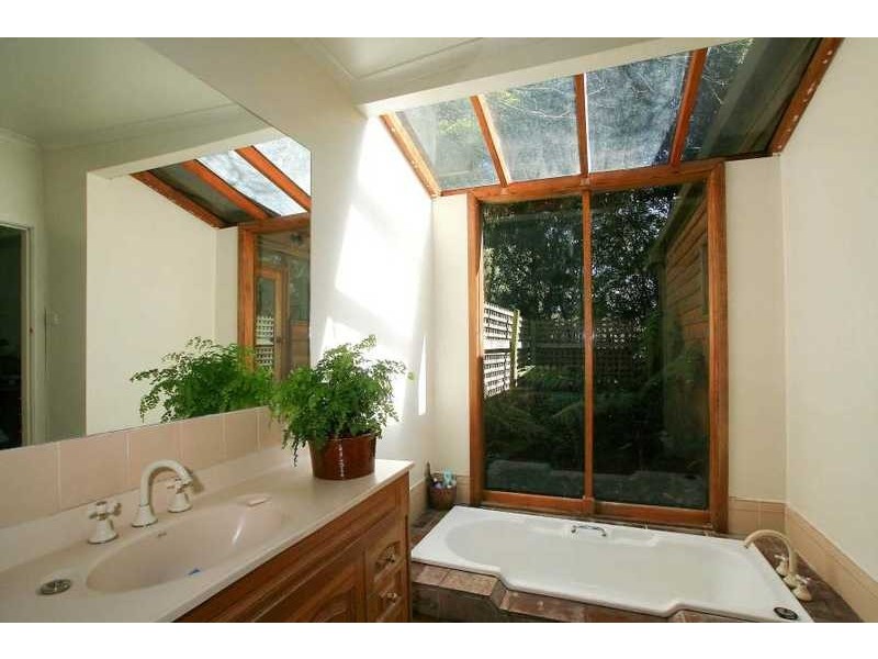 17 Royle Avenue, Kallista VIC 3791