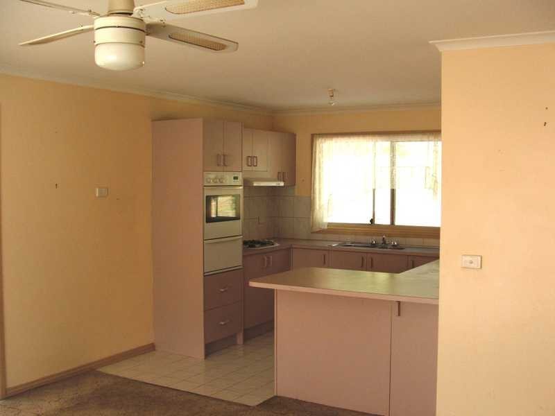 15 Alexander Road, Cockatoo VIC 3781