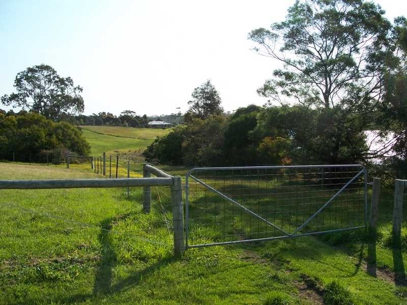 20 Mallard Close, Newlands Arm VIC 3875