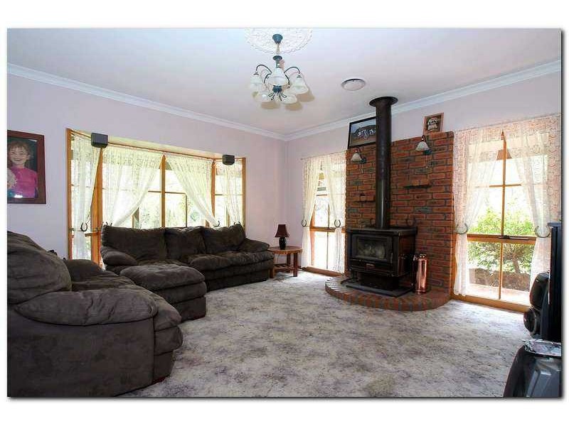 7 Mulhalls Road, Macclesfield VIC 3782