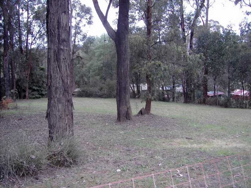 17 Second Avenue, Cockatoo VIC 3781