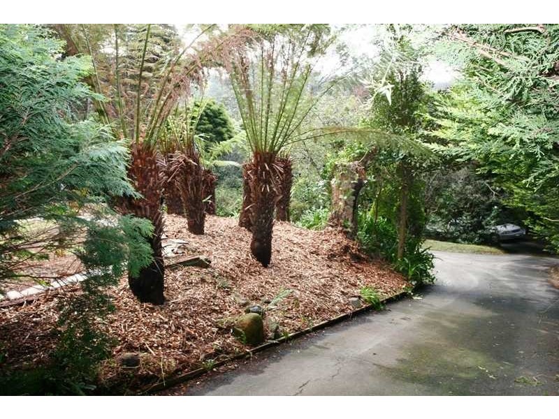 10 St James Avenue, Kallista VIC 3791