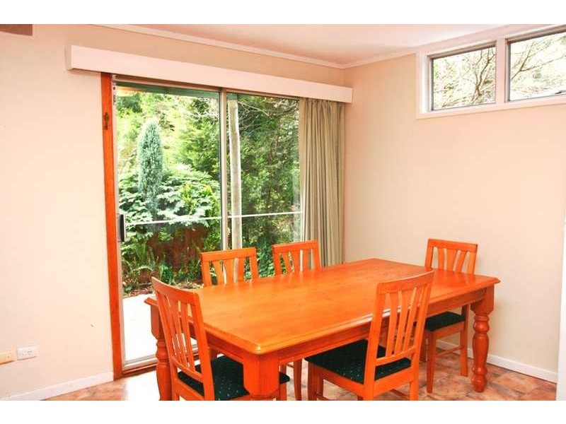 10 St James Avenue, Kallista VIC 3791