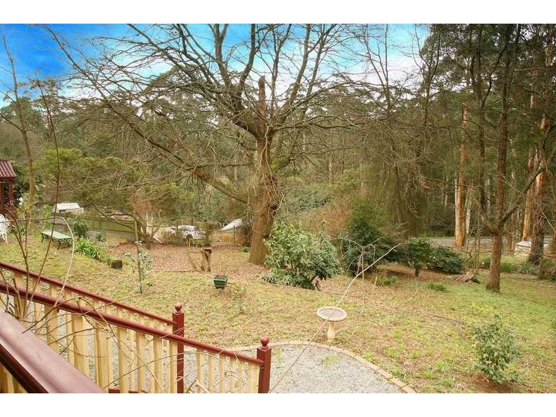 16 Viewhill Road, Cockatoo VIC 3781