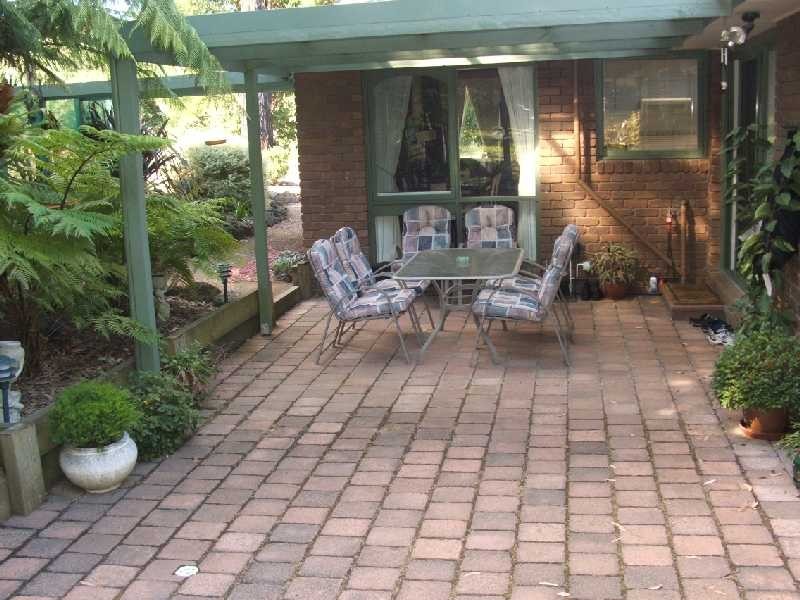 10 Garden Street, Cockatoo VIC 3781