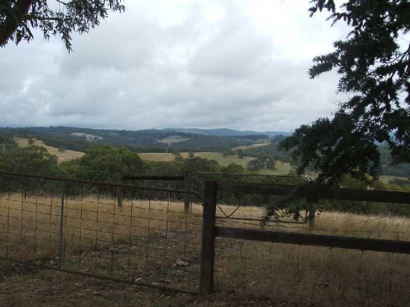 281 Evans Road, Cockatoo VIC 3781