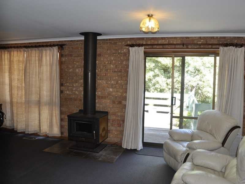 9 Benson Street, Emerald VIC 3782