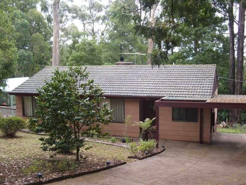9 Charman Avenue, Emerald VIC 3782