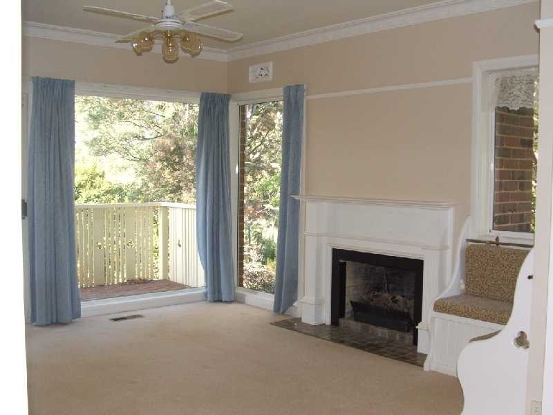 17 Ambrose Street, Emerald VIC 3782