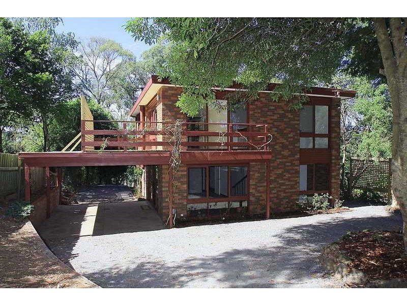 2987 Launching Place Road, Gembrook VIC 3783
