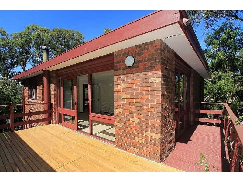 2987 Launching Place Road, Gembrook VIC 3783