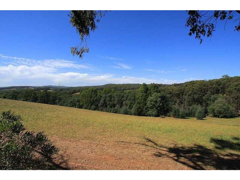 2987 Launching Place Road, Gembrook VIC 3783