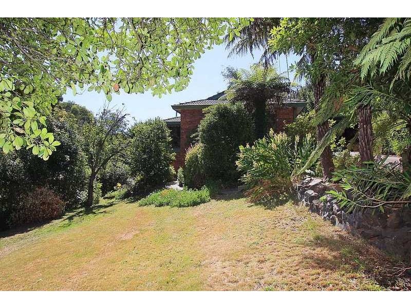 31 Boundary Road East, Emerald VIC 3782