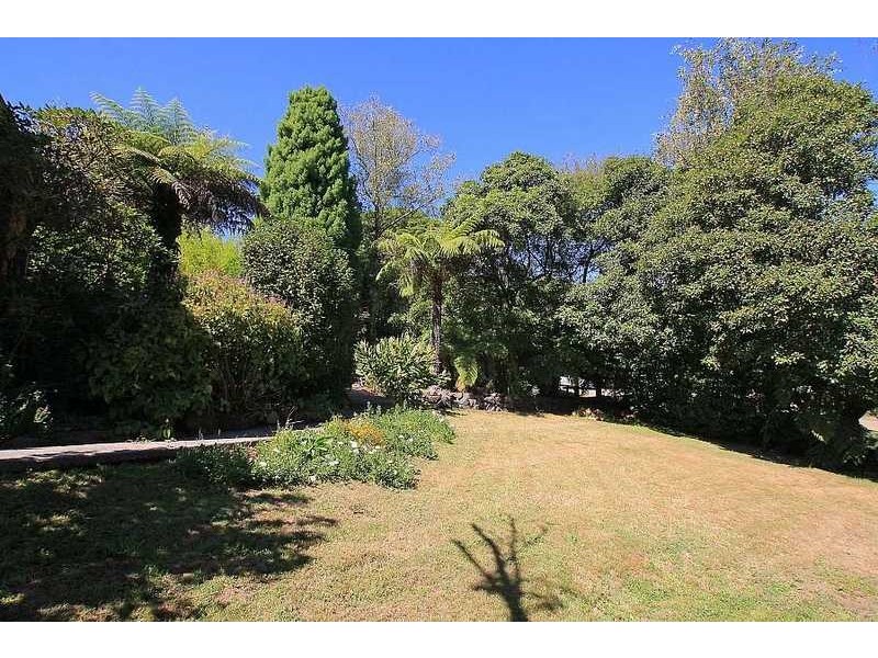 31 Boundary Road East, Emerald VIC 3782