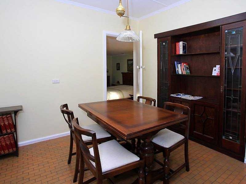 15 Maurice Street, Cockatoo VIC 3781