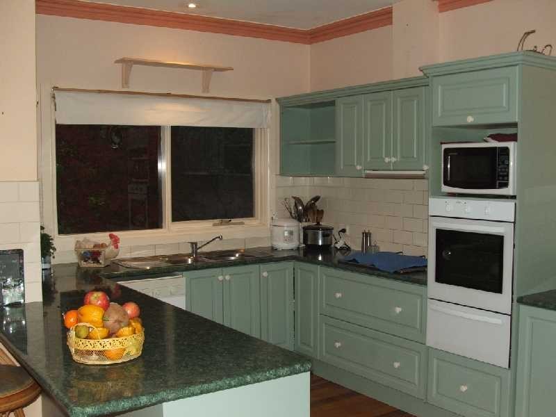 3 Caroline Crescent, Emerald VIC 3782