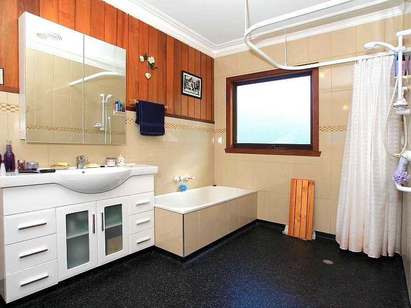 11 Allenby Avenue, Cockatoo VIC 3781