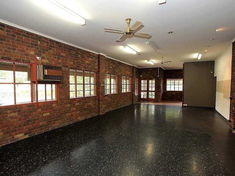 4 Bailey Road, Cockatoo VIC 3781