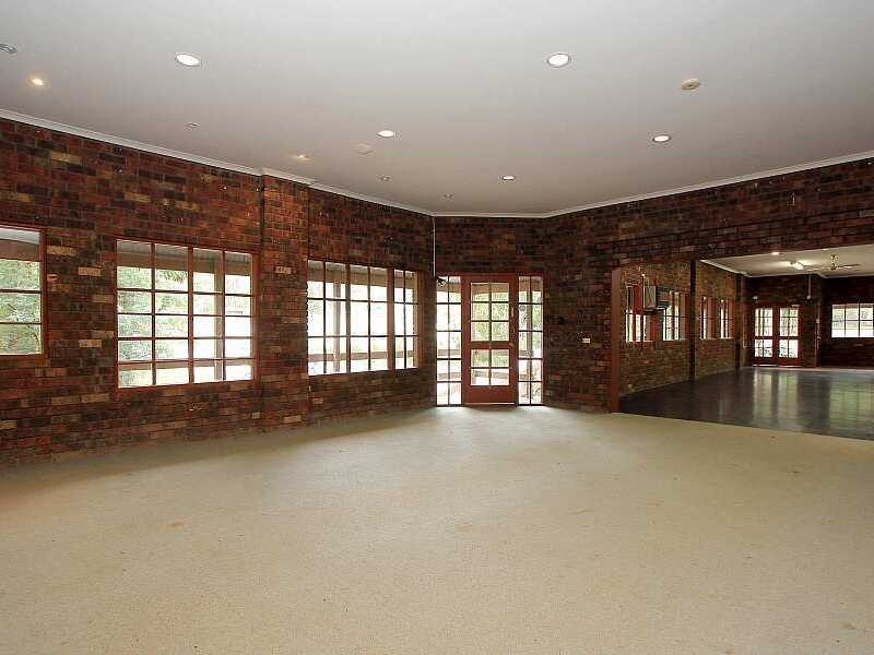 4 Bailey Road, Cockatoo VIC 3781