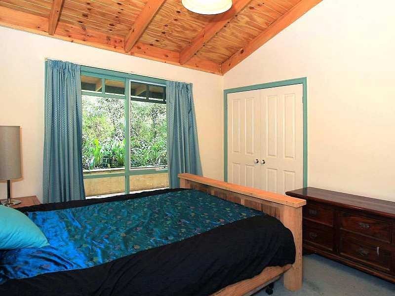 21 Elm Crescent, Emerald VIC 3782