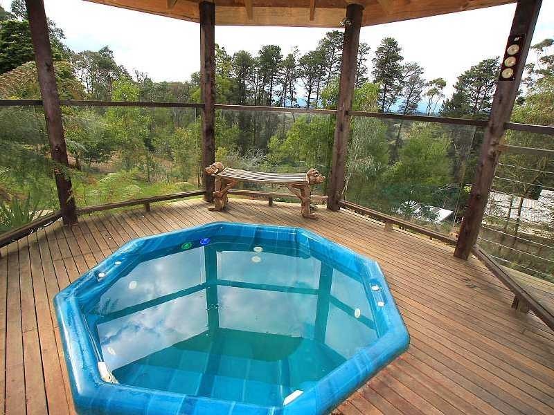 21 Elm Crescent, Emerald VIC 3782