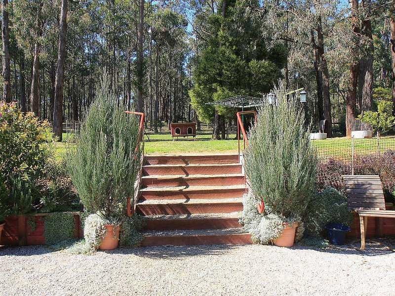 43 Williamson Road, Gembrook VIC 3783