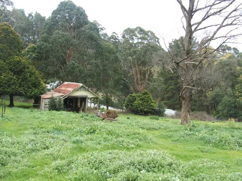 Lot 2 Lowen Road, Cockatoo VIC 3781